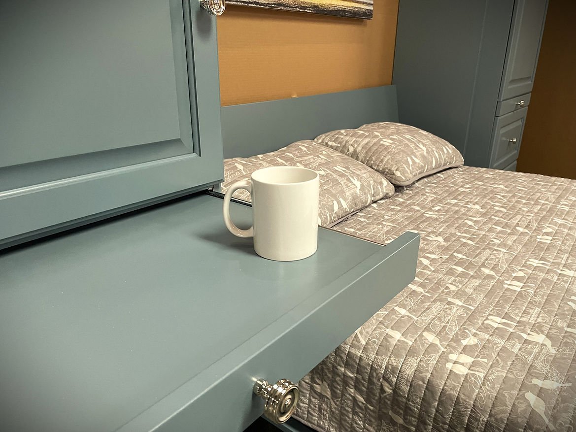 Bullock with Stay Level Desk Style #1216-1023