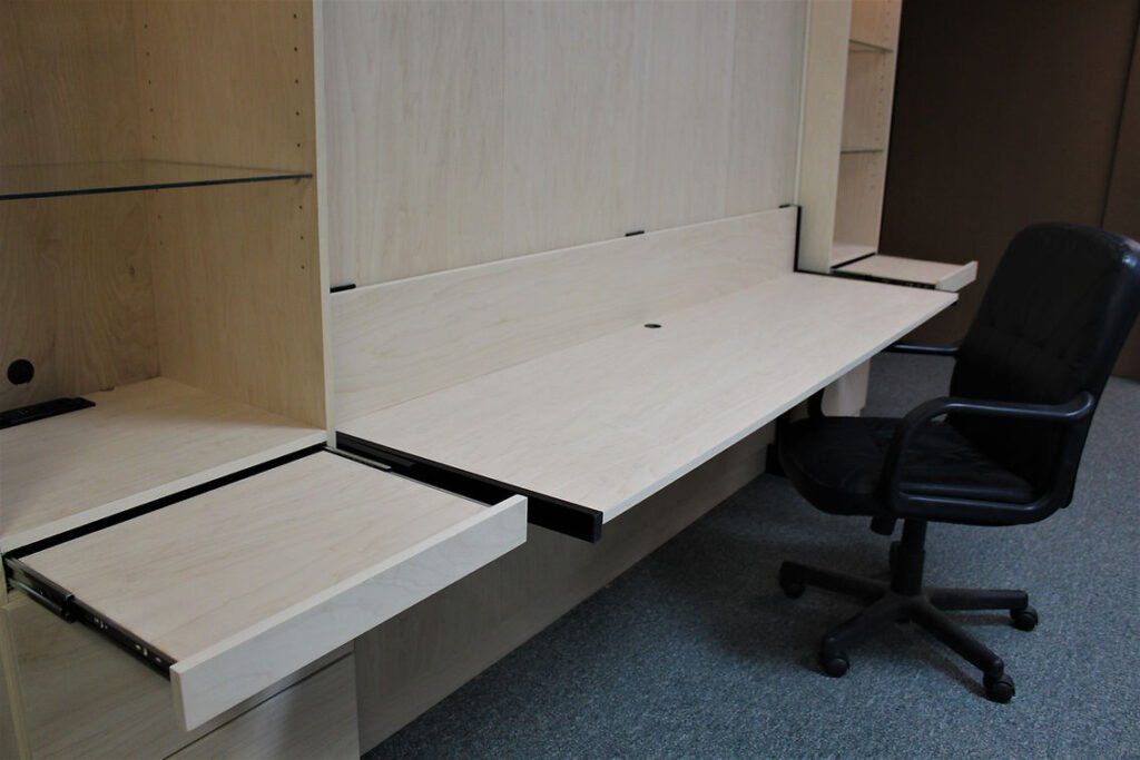 King Alpine Desk