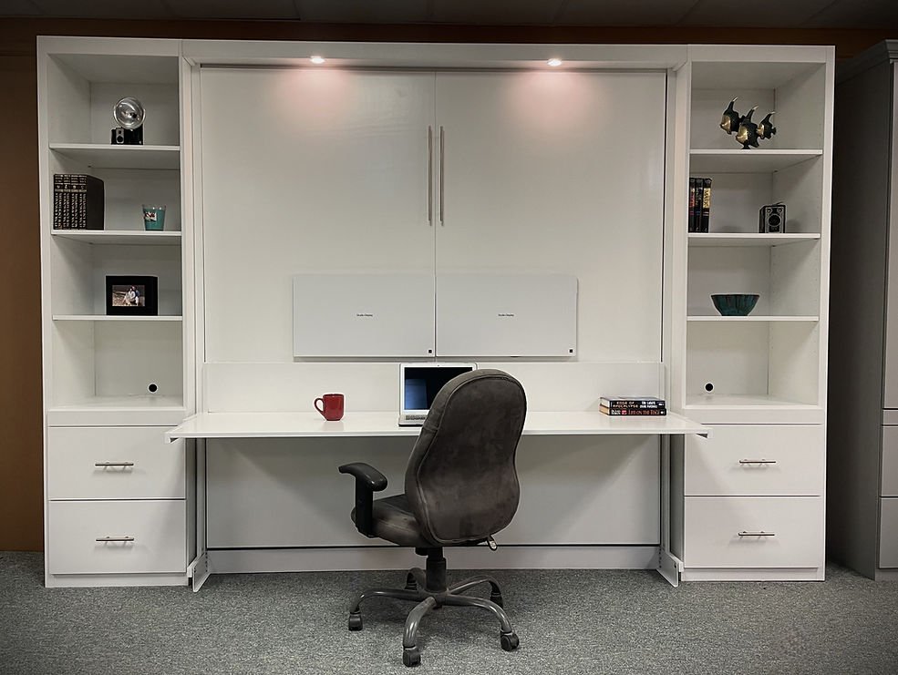 Manhattan with Monitors