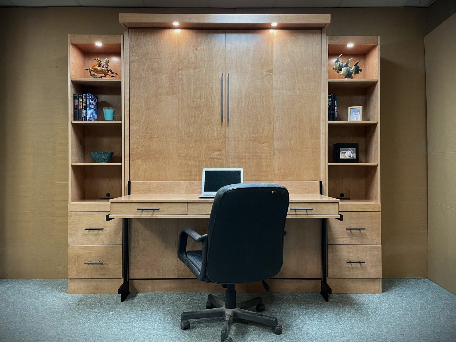 Stupois | 2/19/26 | 121-0226