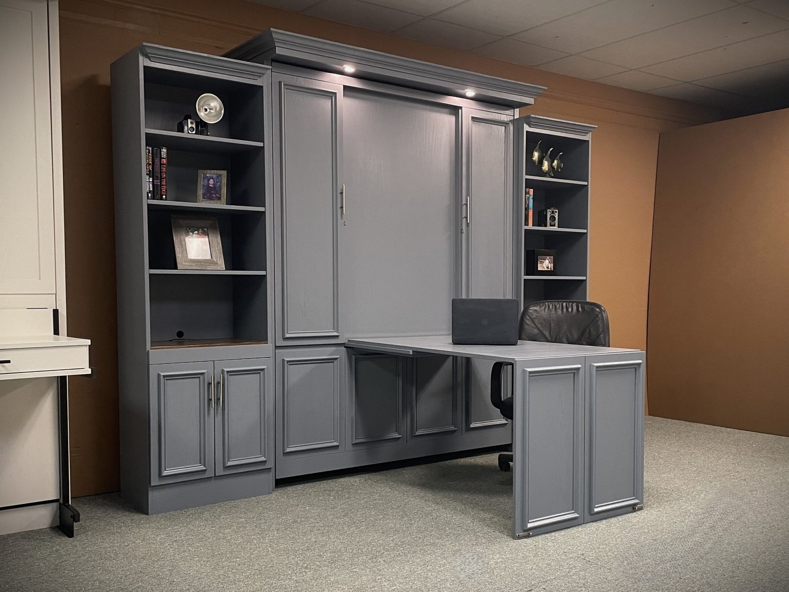 New Yorker Sytle 137-0525 Coming Soon