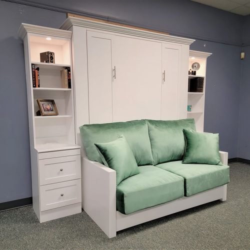 153-0123 side view closed153-0123 style Wood arm sofa.